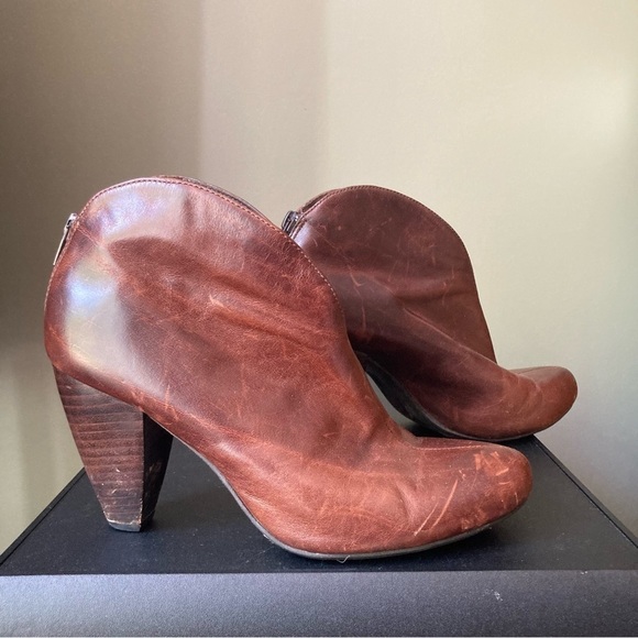 Born Crown | Distressed Leather Scalloped V Heeled Ankle Booties - Picture 1 of 12